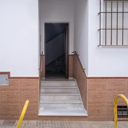 Tranquilos En Conil Con Facil Aparcamiento, Cerca Del Centro Y Playas - Es-180-35 Apartment *